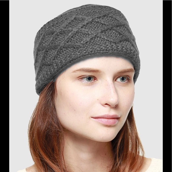Accessories - NWT Knitted Headband/Ear Warmer